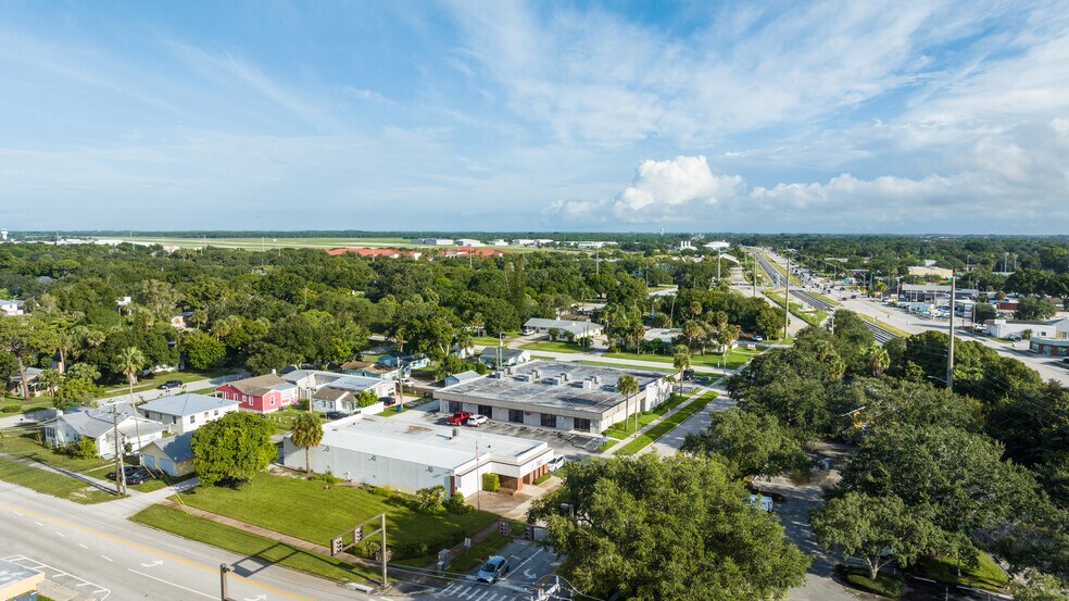 More Photos Of 2315 14th Ave, Vero Beach Medical For Sale