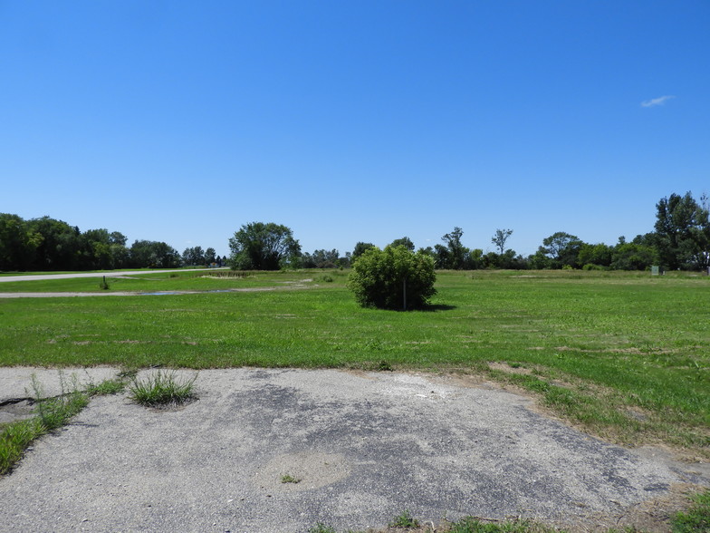 Primary Photo Of 705 Front St, Barnesville Land For Sale