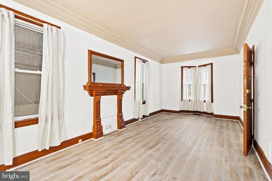 More Photos Of 235 Monmouth St, Gloucester City Apartments For Sale