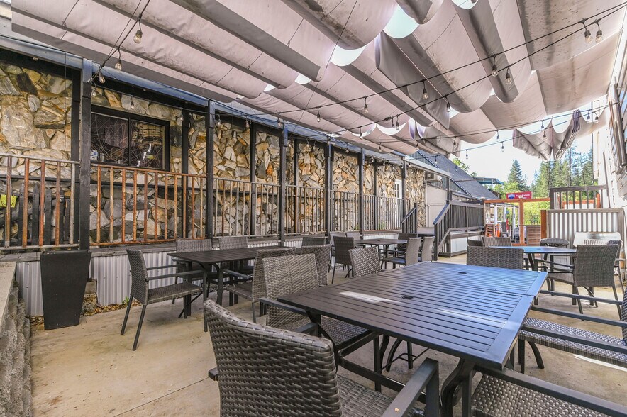 More Photos Of 435 Main St, Murphys General Retail For Sale