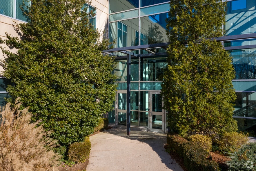 More Photos Of 13551 Triton Park Blvd, Louisville Office For Lease