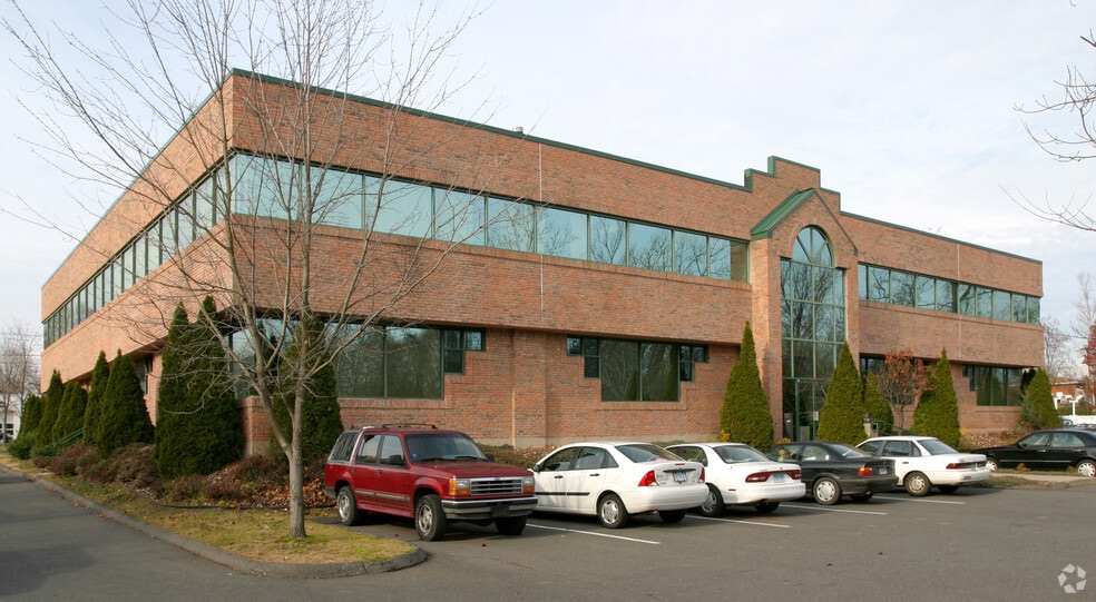 More Photos Of 211 New Britain Rd, Berlin Office For Sale