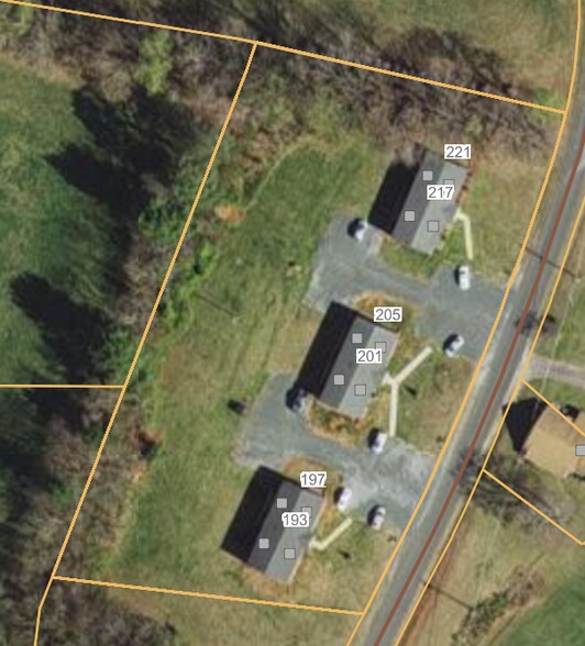 More Photos Of 193 Cedar Cove Ln, Spout Spring Apartments For Sale