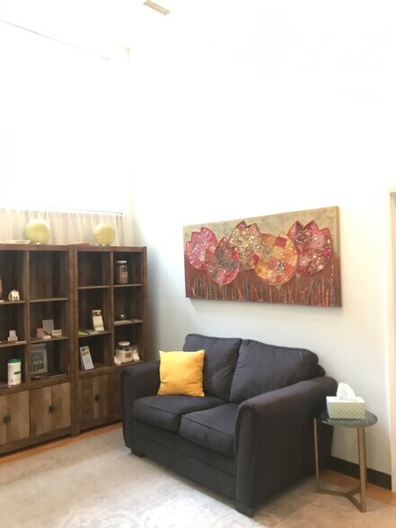 More Photos Of 930 Martin Luther King Jr Blvd, Chapel Hill Office For Lease