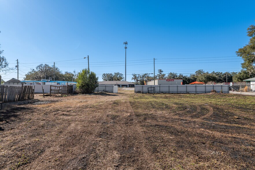 More Photos Of 1007 25th St, Ocala General Retail For Sale