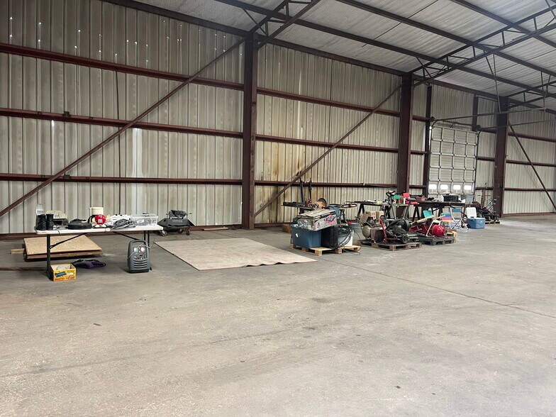 More Photos Of 575 Proffitt st, Midlothian Warehouse For Lease