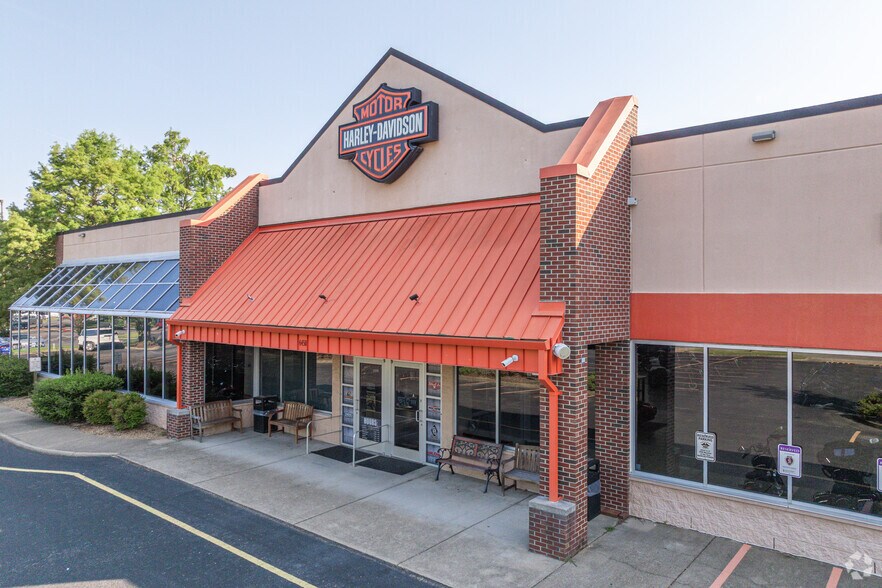 More Photos Of 6450 George Washington Mem Hwy, Yorktown Freestanding For Sale