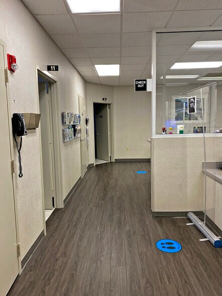 More Photos Of 4889 S Congress Ave, Lake Worth Medical For Sale