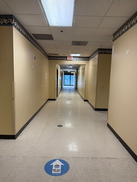More Photos Of 9912 Little Rd, New Port Richey Medical For Lease