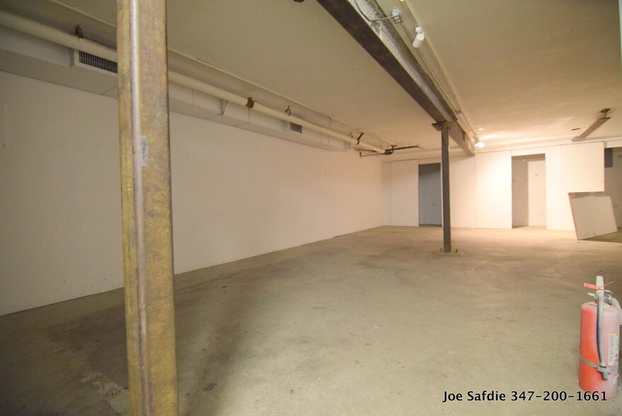 More Photos Of 154 Stanton St, New York Storefront Retail Residential For Lease