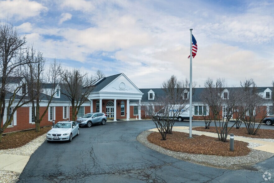 Primary Photo Of 27401 W Il Route 22, Barrington Medical For Lease