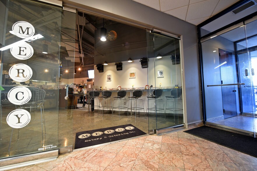 More Photos Of 306 W Wall St, Midland Office For Lease