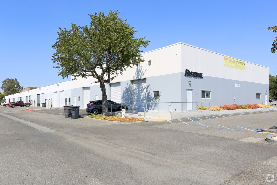 More Photos Of 1128 Western St, Fairfield Warehouse For Lease