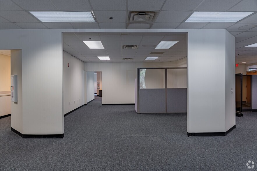 More Photos Of 610 Jones Ferry Rd, Carrboro Medical For Sale