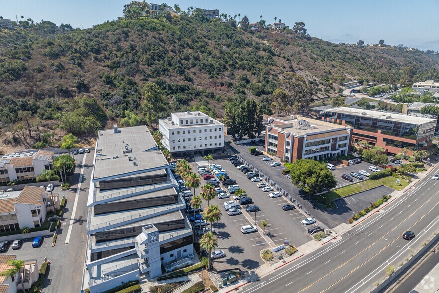 More Photos Of 3511 Camino del Rio S, San Diego Office For Lease