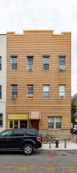 Primary Photo Of 718 Lorimer St, Brooklyn Apartments For Sale