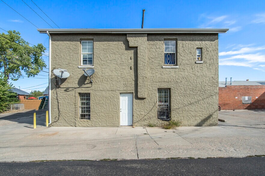 More Photos Of 931 Santa Fe Dr, Denver Storefront Retail Office For Lease