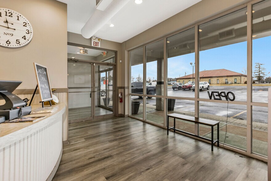 More Photos Of 2235 Bauer Rd, Batavia Unknown For Lease