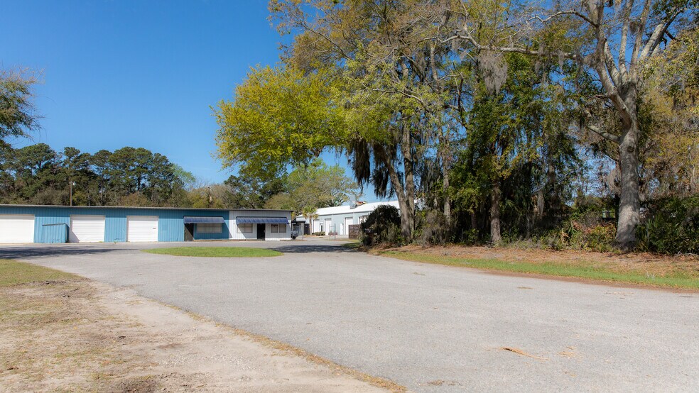 More Photos Of 12 Neil Rd, Beaufort Flex For Sale