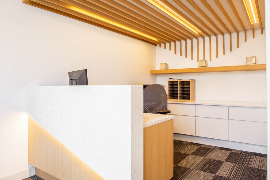 More Photos Of 453 W Main St, Huntington Coworking Space