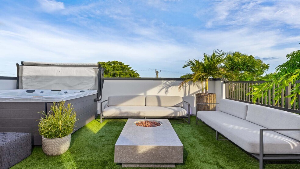 More Photos Of 230 George Bush Blvd, Delray Beach Office Residential For Sale