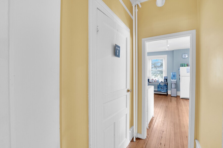 More Photos Of , Fairfax Unknown For Sale