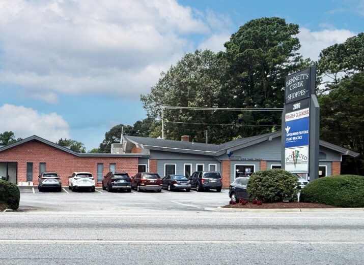 More Photos Of 2897 Bridge Rd, Suffolk Freestanding For Sale