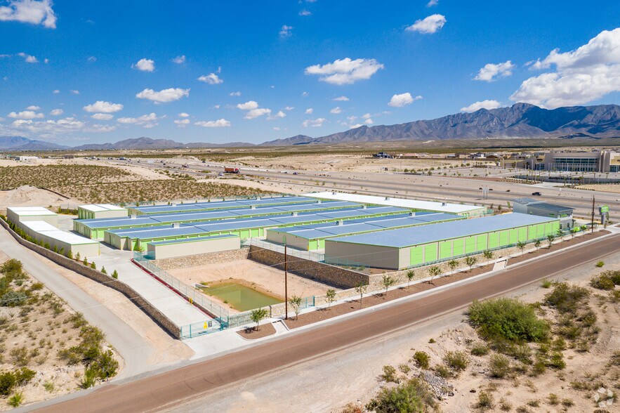 More Photos Of 7115 S Desert Blvd, Canutillo Self Storage For Lease
