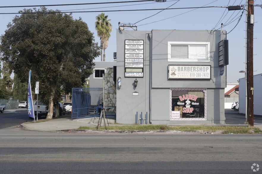 More Photos Of 13735 Victory Blvd, Van Nuys Office For Lease