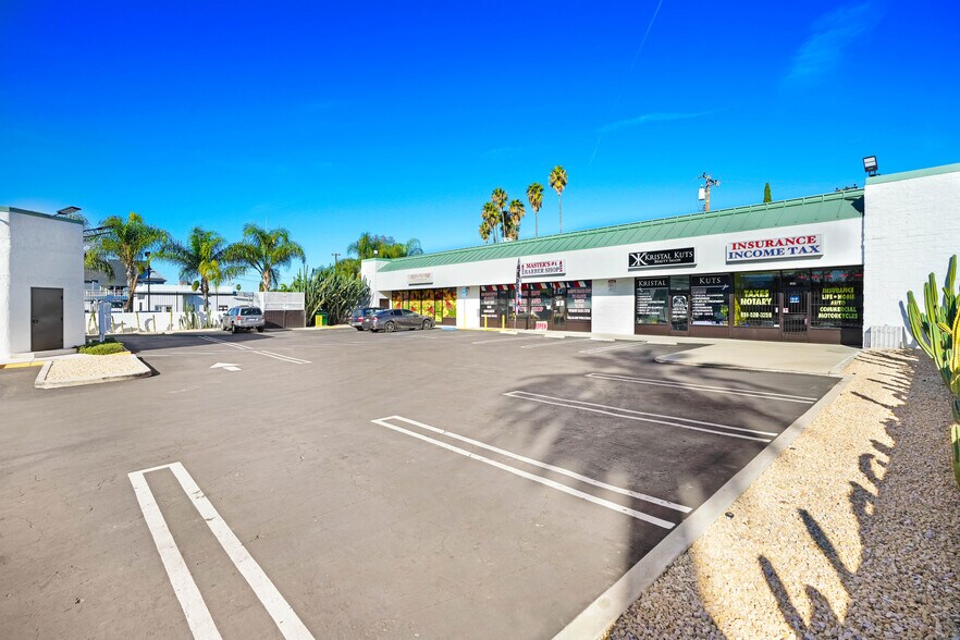 More Photos Of 1481-1489 W Holt Ave, Pomona Restaurant For Sale