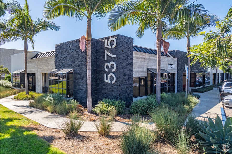 More Photos Of 5205 Avenida Encinas, Carlsbad Unknown For Lease