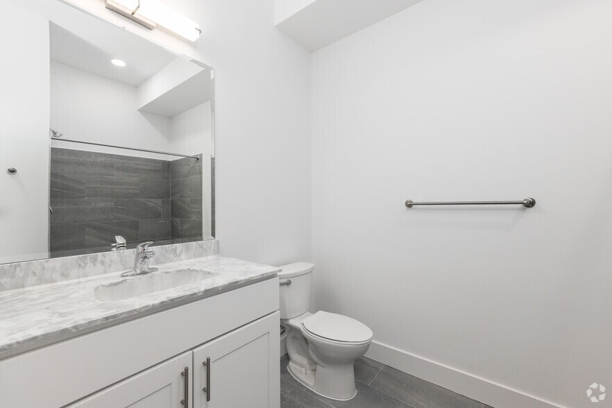 More Photos Of 214 Pier 1 Rd, Stevensville Apartments For Lease