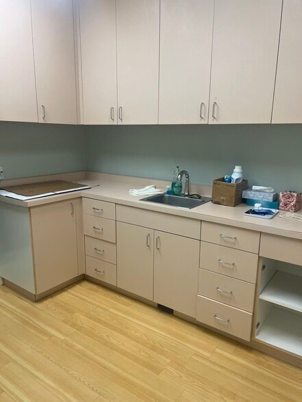 More Photos Of 490 Post St, San Francisco Office For Sale