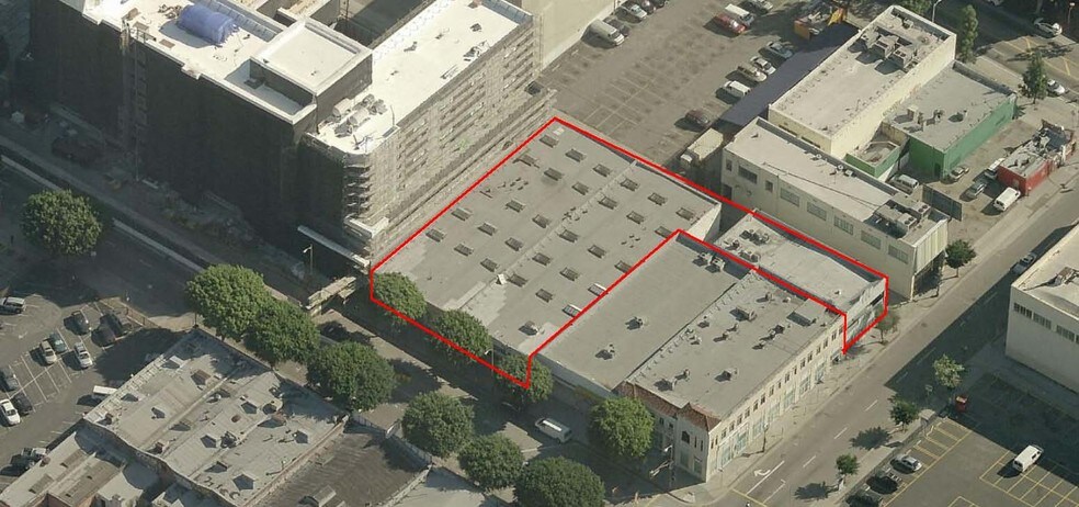 More Photos Of 1040-1050 S Olive St, Los Angeles General Retail For Sale