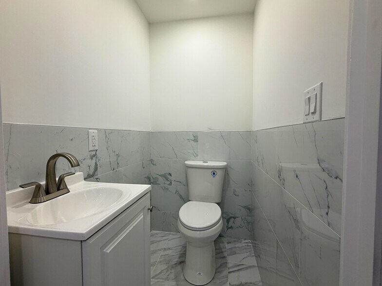 More Photos Of 189 Saint Marys Ave, Staten Island Apartments For Sale