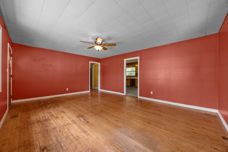 More Photos Of 1085 Old US 421, Lillington Industrial For Sale