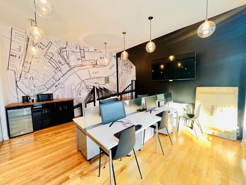 More Photos Of 362 Bedford Ave, Brooklyn General Retail For Lease