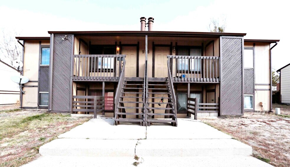 More Photos Of 935 Hathaway Dr, Colorado Springs Apartments For Sale