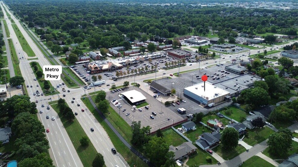 More Photos Of 36901 Garfield Rd, Clinton Township Freestanding For Sale
