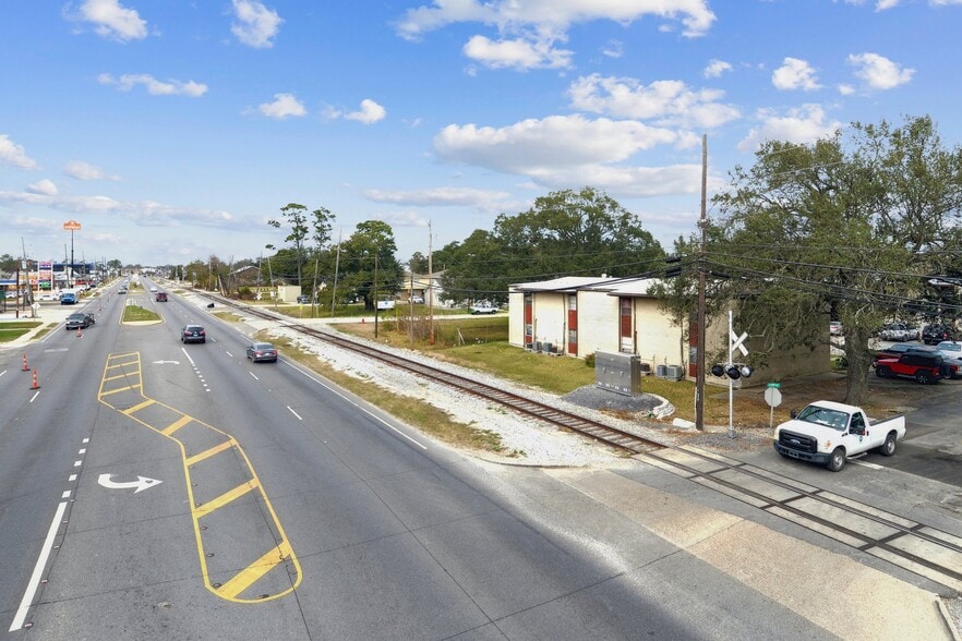 More Photos Of 106 E 3rd St, Belle Chasse Multifamily For Sale