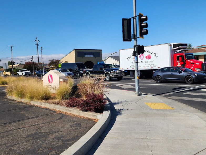 More Photos Of 525 W Napa St, Sonoma Funeral Home For Sale