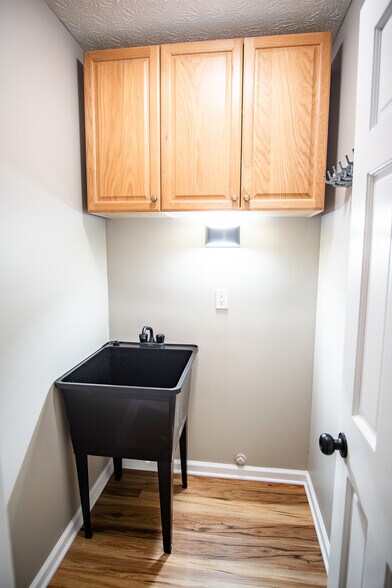 More Photos Of 508 Scarboro Ln, Oak Ridge Medical For Lease