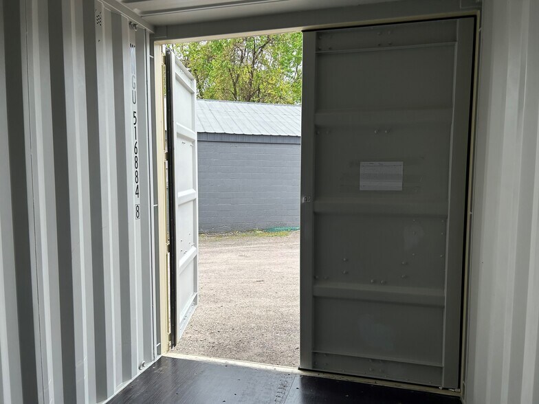 More Photos Of 99 Parry St, Luzerne Warehouse For Lease