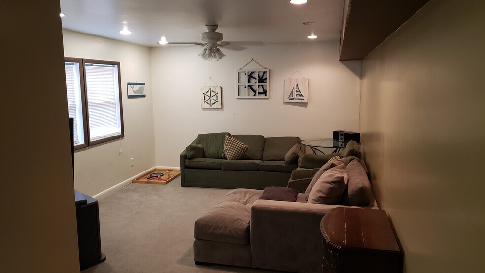 More Photos Of 420 Broadway, West Cape May Apartments For Sale