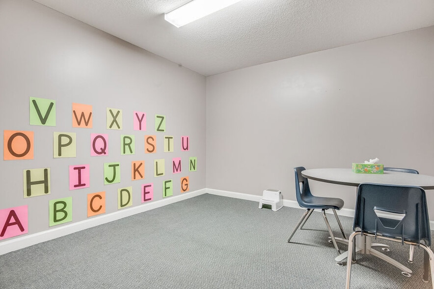 More Photos Of 217-219 Station St, Jacksonville Medical For Sale