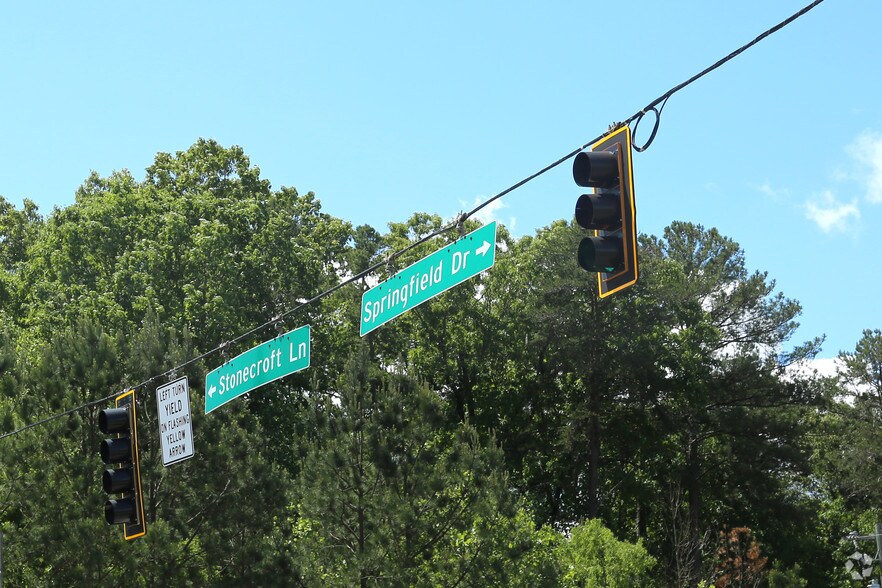 More Photos Of 103 Springfield Center Dr, Woodstock Office For Lease