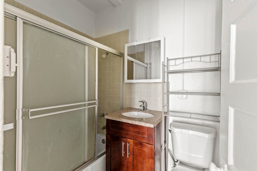 More Photos Of 1611-1615 E Cesar E Chavez Ave, Los Angeles Apartments For Sale