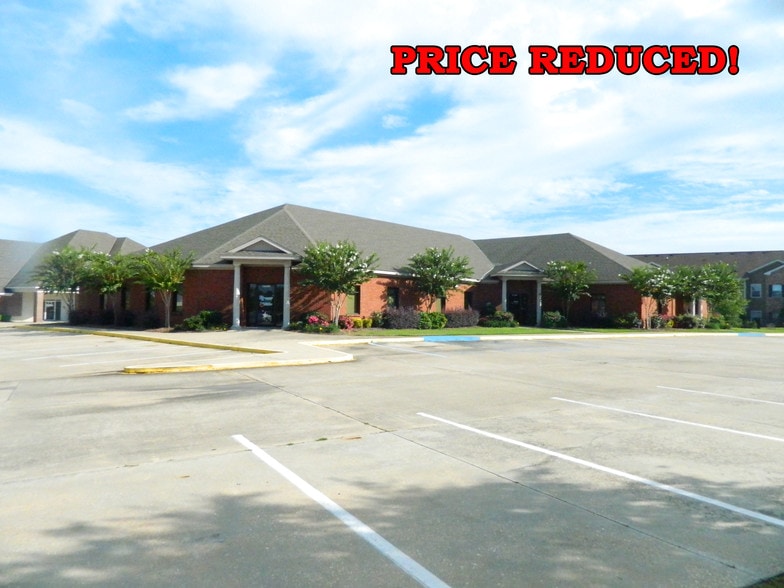 More Photos Of 4770 Woodmere Blvd, Montgomery Office For Lease