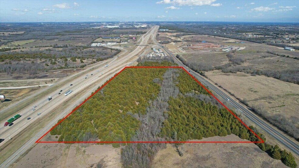 More Photos Of SEQ of I-75 & Ponderosa, Howe Land For Sale