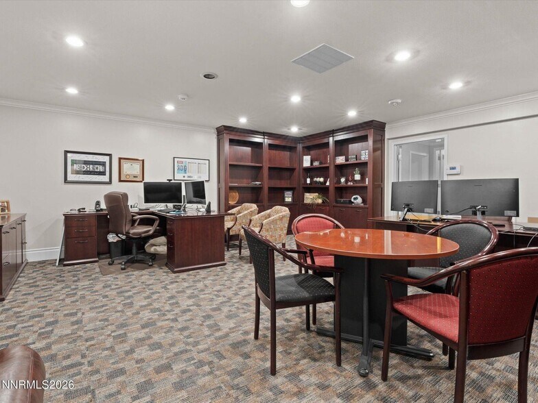 More Photos Of 441 W Plumb Ln, Reno Office For Sale